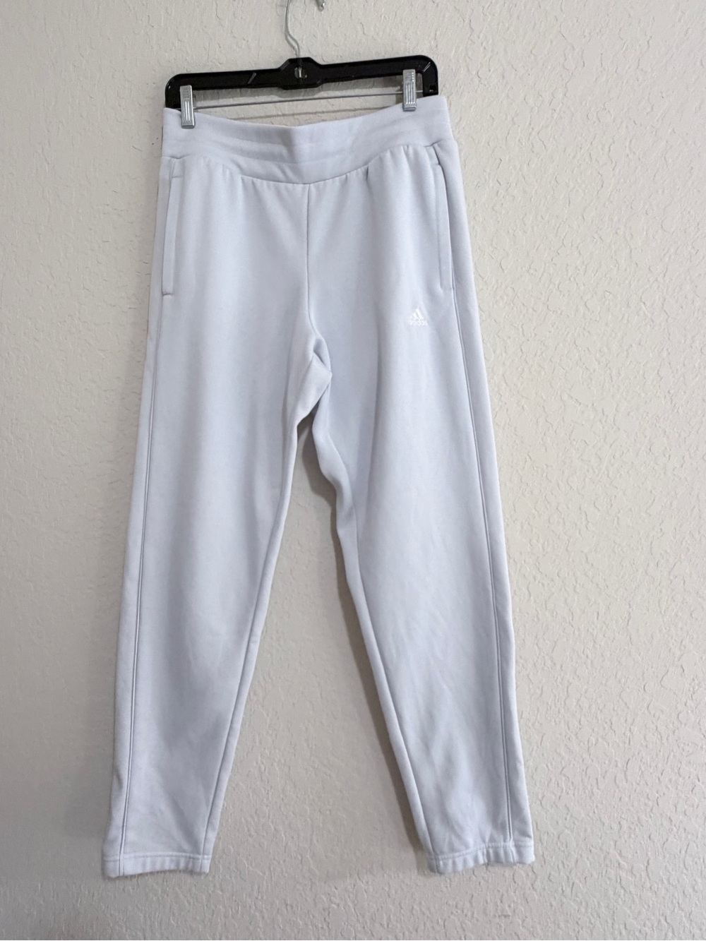 adidas Women’s Lavender Fleece Jogger Pants Size M Drawstring Pockets Tapered 28